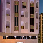 Click City Hotel